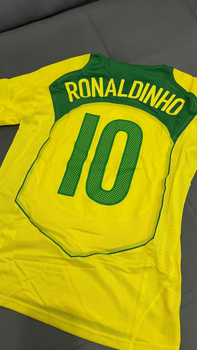 Camisa Retrô Seleção Brasileira 2004