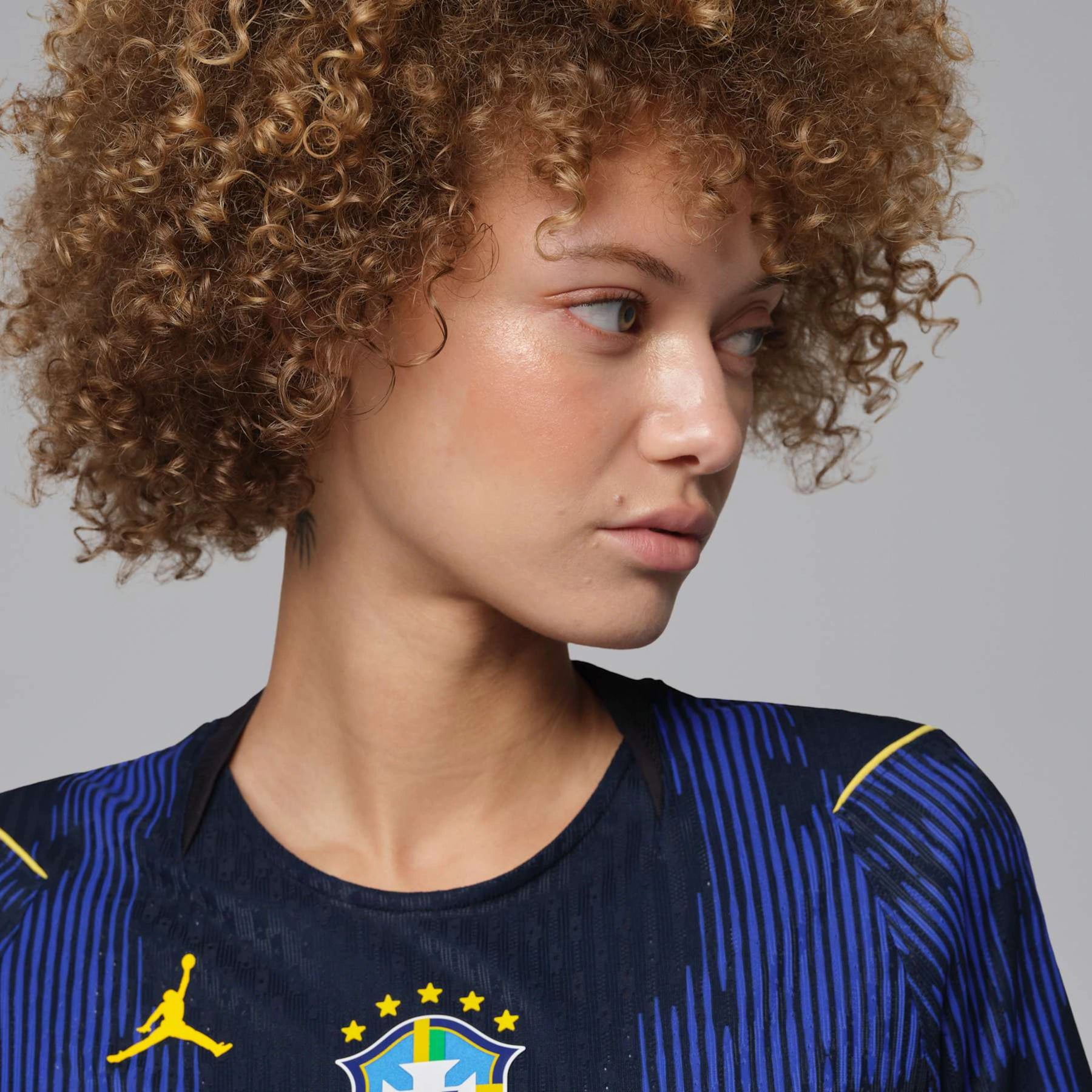 Camisa Feminina Seleção Brasileira II 2026/27 Jogadora