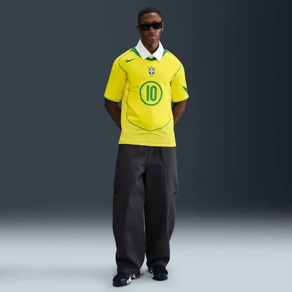 Camisa Retrô Seleção Brasileira 2004