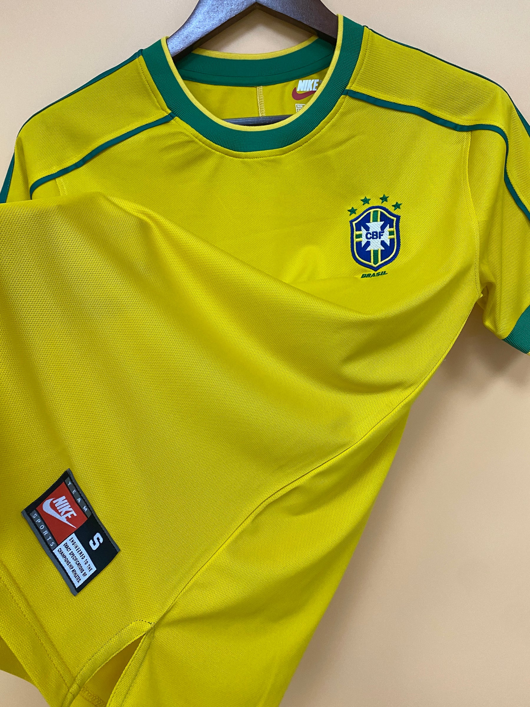 Camisa I Retrô Seleção Brasileira 1998