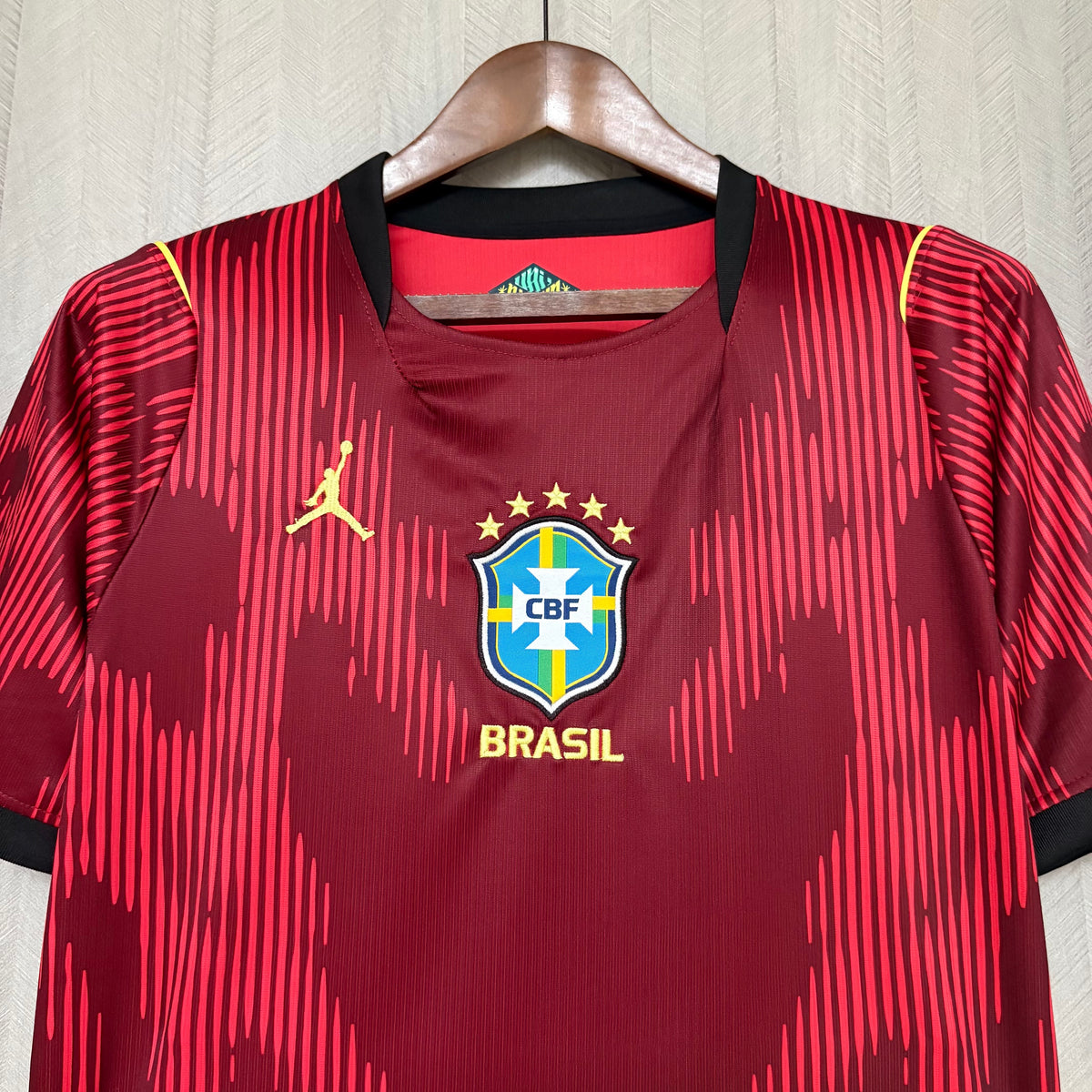 Camisa Seleção Brasileira 2026/27 Versão Torcedor Vermelha
