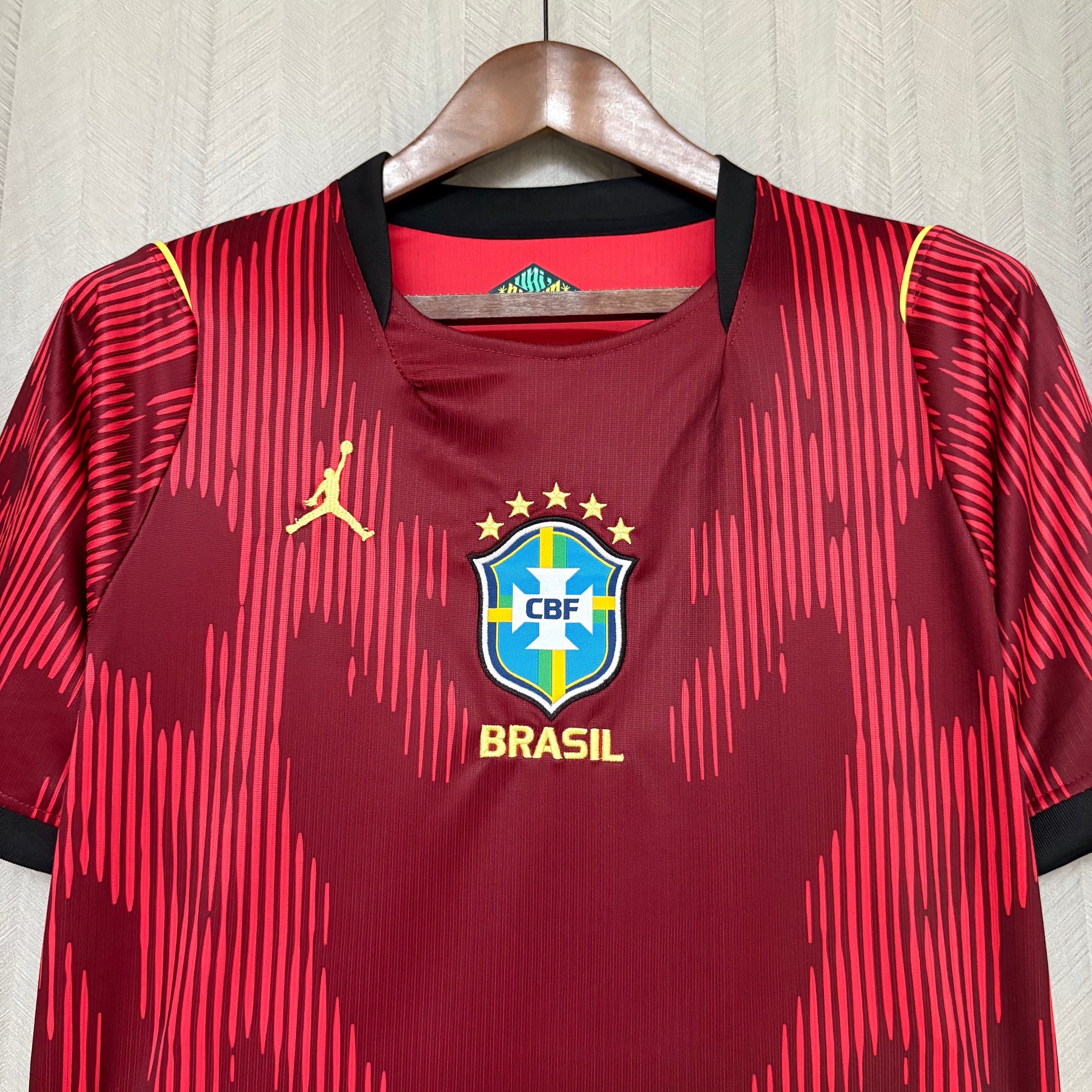 Camisa Seleção Brasileira 2026/27 Versão Torcedor Vermelha